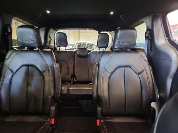 2026 CHRYSLER PACIFICA Select — SUVN