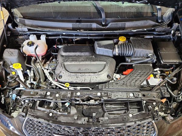 2026 CHRYSLER PACIFICA Select — Engine bay