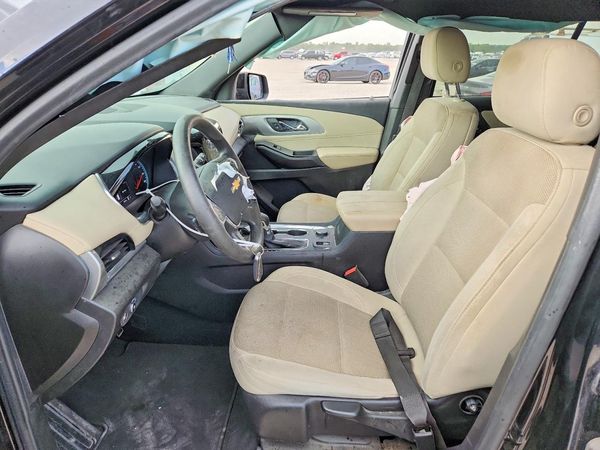 2022 CHEVROLET TRAVERSE LS — DENT