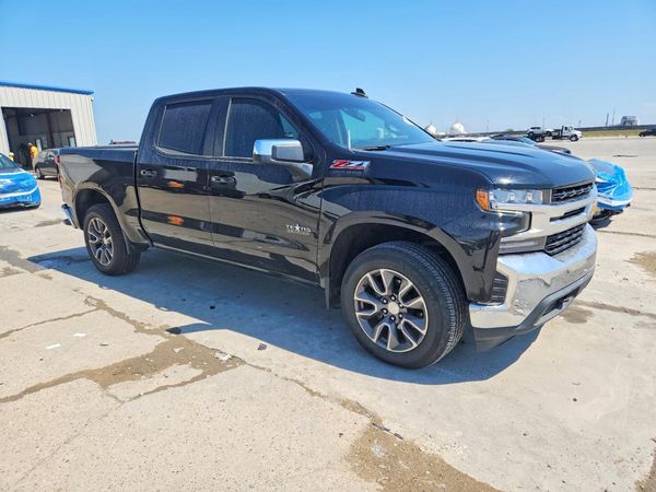 2022 CHEVROLET SILVERADO LT — Passenger 3/4