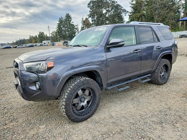 2018 TOYOTA 4RUNNER — DSFA — Front 3/4