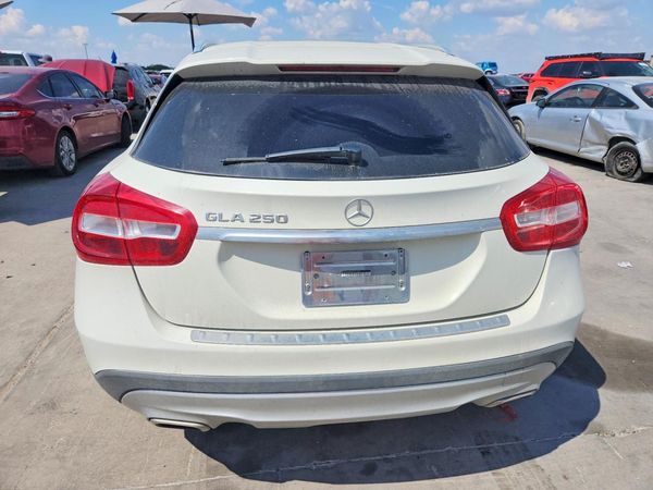 2016 MERCEDES-BENZ GLA-CLASS GLA250