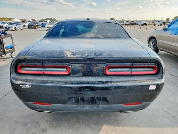 2016 DODGE CHALLENGER SXT — DIRR