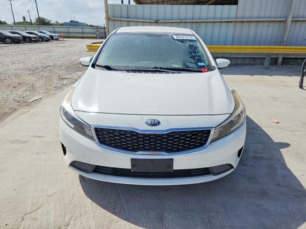 2017 KIA FORTE LX Base