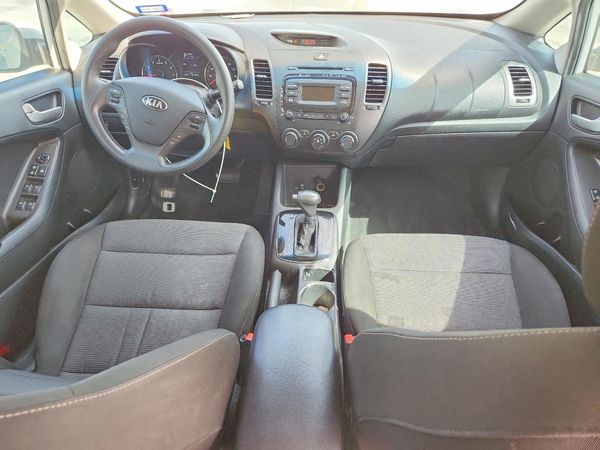 2017 KIA FORTE LX Base