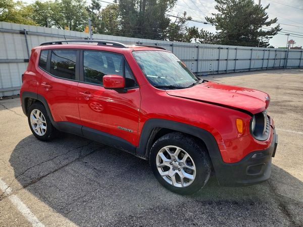 2016 JEEP RENEGADE — Passenger 3/4