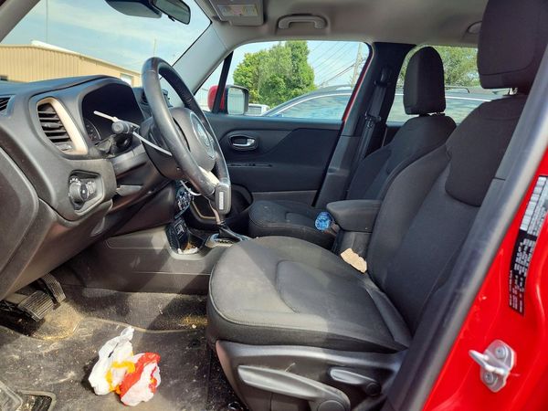 2016 JEEP RENEGADE — DENT