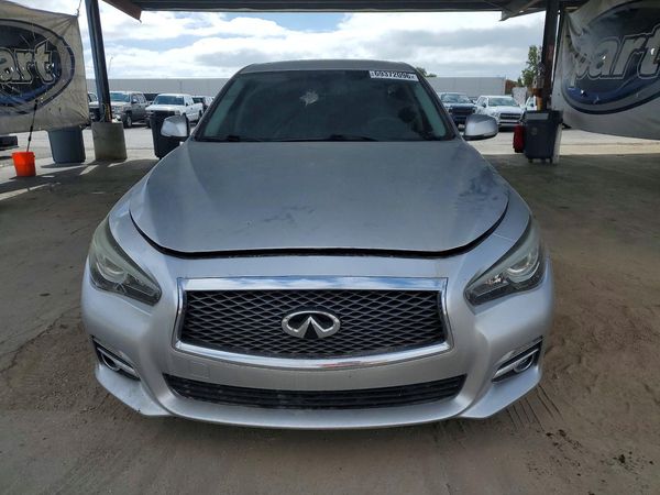 2017 INFINITI Q50
