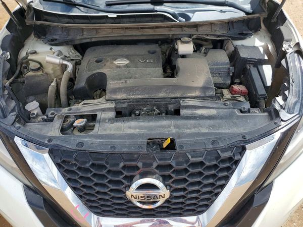 2019 NISSAN MURANO — Engine bay