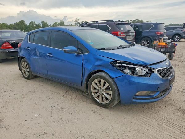 2014 KIA FORTE — Passenger 3/4