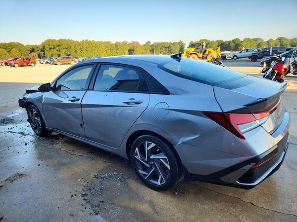 2025 HYUNDAI ELANTRA SEL Sport — DSRA