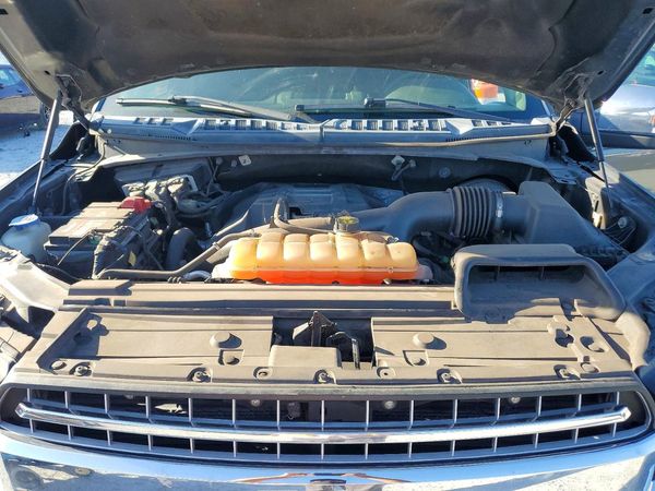 2018 FORD F150 — Engine bay