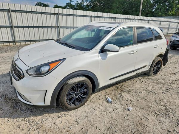 2018 KIA NIRO — Front 3/4
