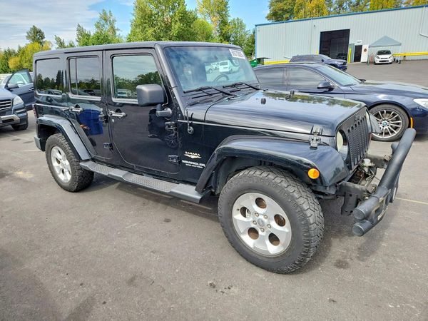 2013 JEEP WRANGLER Sahara — Passenger 3/4