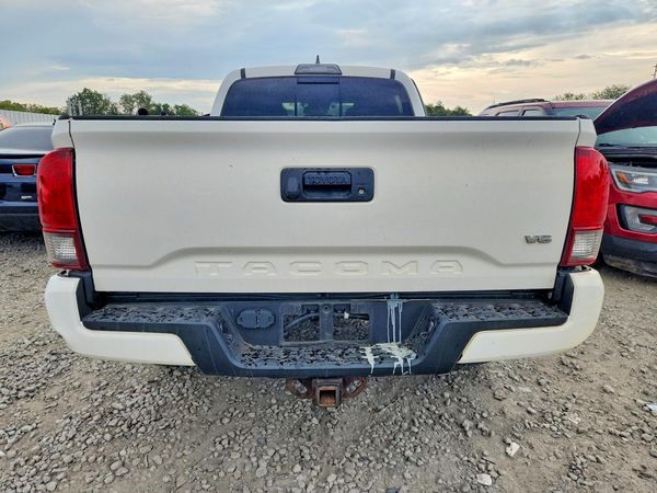 2019 TOYOTA TACOMA SR5 — DIRR