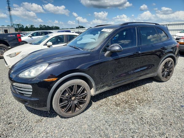 2012 PORSCHE CAYENNE — Front 3/4
