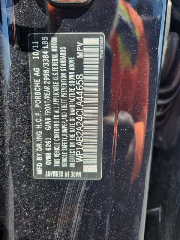 2012 PORSCHE CAYENNE — VINS