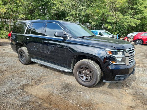 2020 CHEVROLET TAHOE Police Vehicle — Passenger 3/4