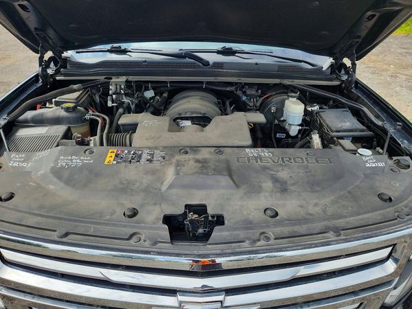 2020 CHEVROLET TAHOE Police Vehicle — Engine bay