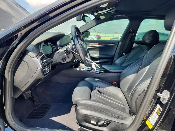 2017 BMW 540 — DENT
