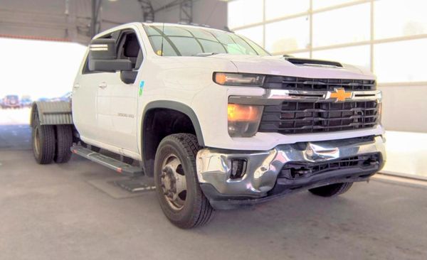 2024 CHEVROLET SILVERADO LT