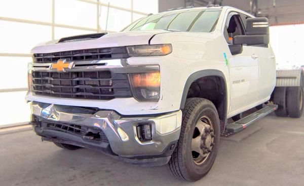 2024 CHEVROLET SILVERADO LT