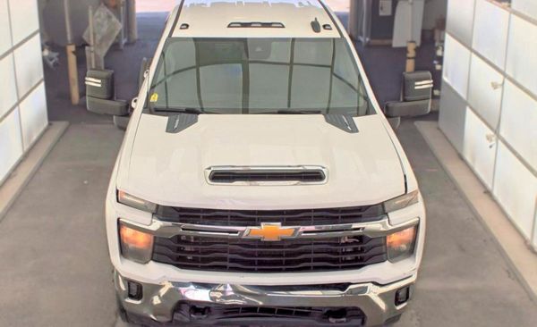 2024 CHEVROLET SILVERADO LT