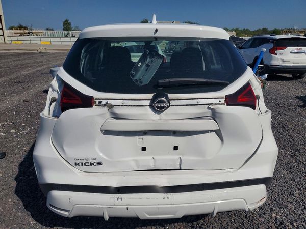 2022 NISSAN KICKS S — DIRR