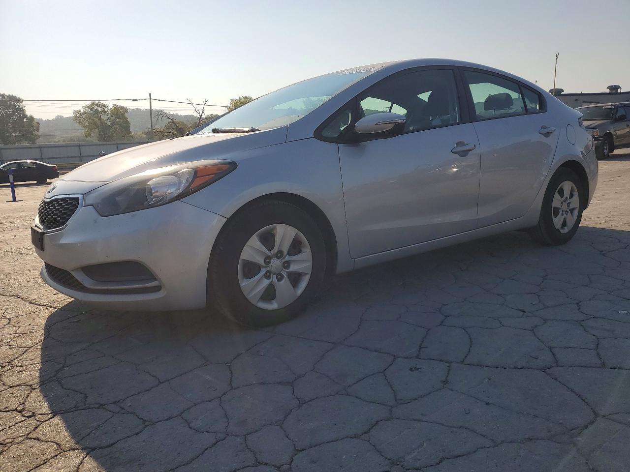 2015 KIA FORTE — Front 3/4