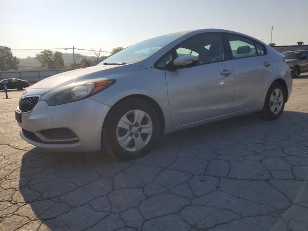 2015 KIA FORTE — Front 3/4