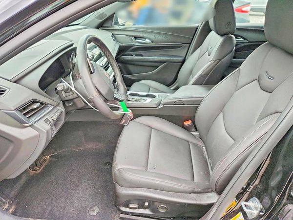 2026 CADILLAC CT4 — DENT