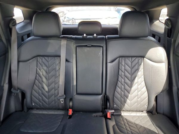 2023 KIA SPORTAGE X-LINE — SUVN