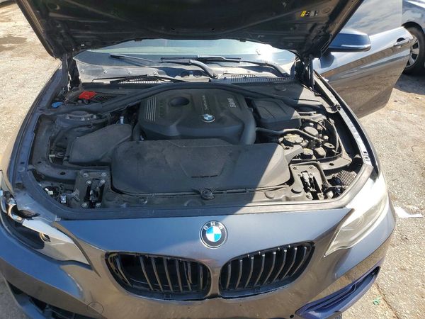 2019 BMW 2 SERIES — Engine bay