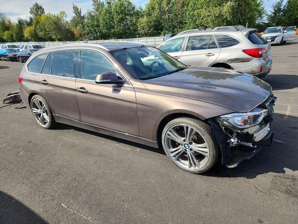 2014 BMW 328 xDrive — Passenger 3/4