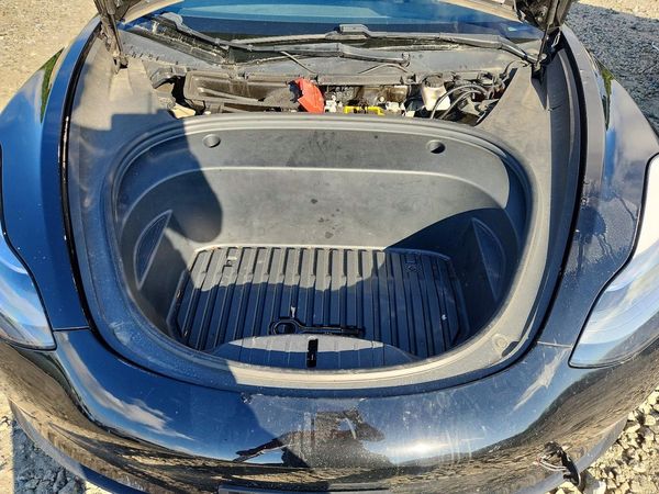 2021 TESLA MODEL 3 — Engine bay