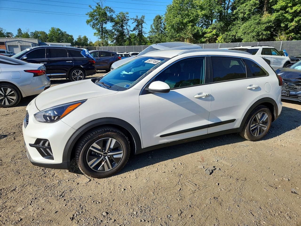 2022 KIA NIRO — Front 3/4