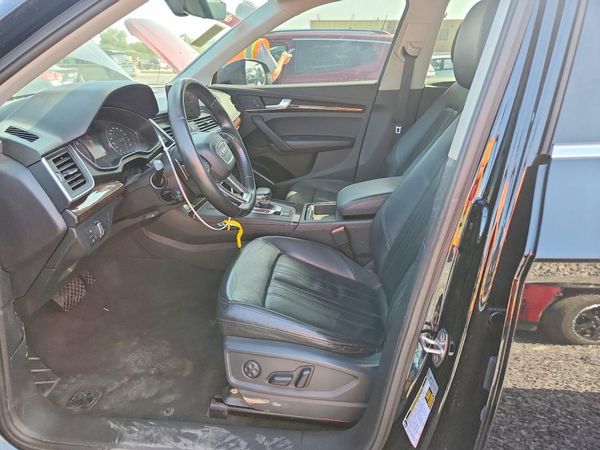 2019 AUDI Q5 — DENT
