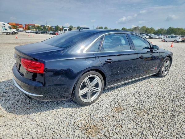 2013 AUDI A8