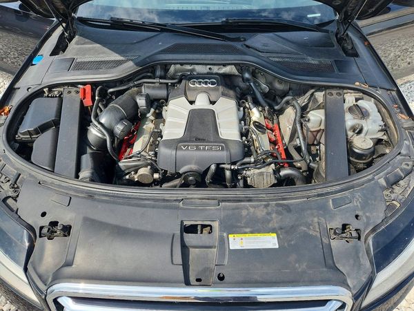 2013 AUDI A8 L