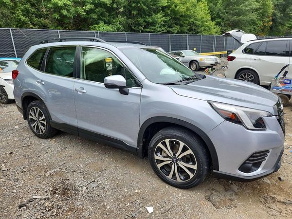 2024 SUBARU FORESTER Limited — Passenger 3/4
