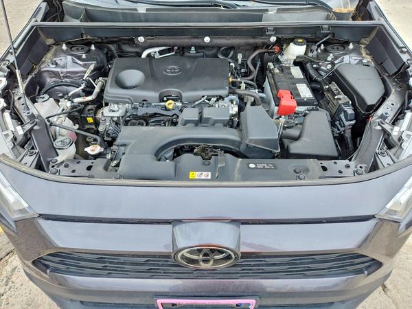 2024 TOYOTA RAV4 XLE — Engine bay