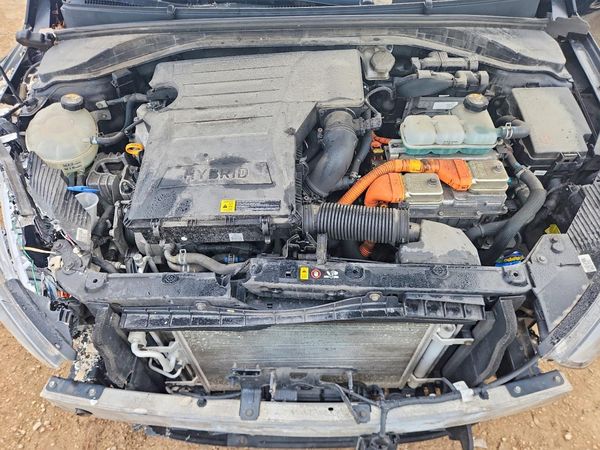 2019 HYUNDAI IONIQ — Engine bay