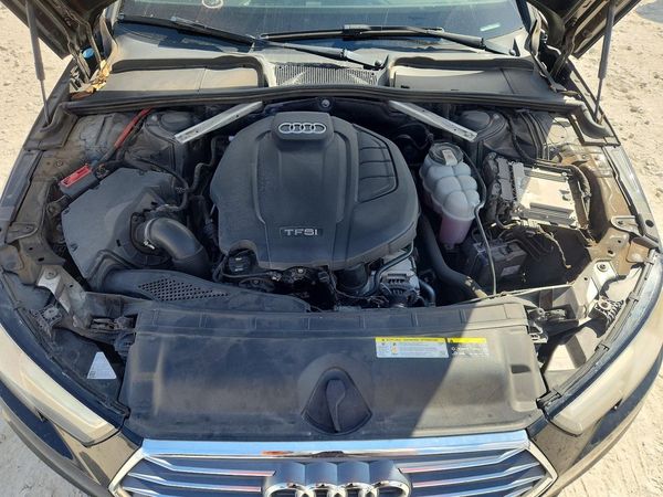 2018 AUDI A4 — Engine bay