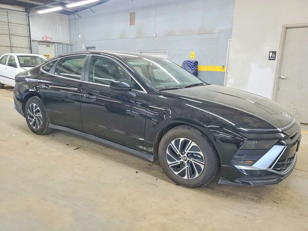 2026 HYUNDAI SONATA Blue — Passenger 3/4