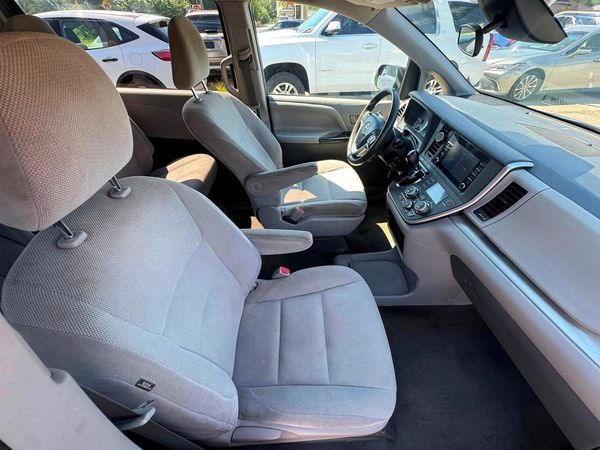 2020 TOYOTA SIENNA