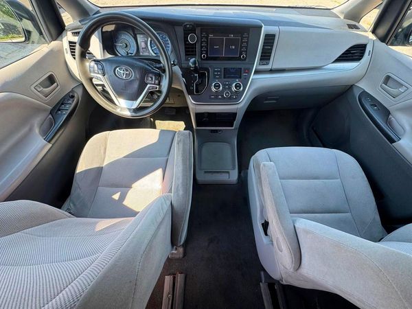 2020 TOYOTA SIENNA