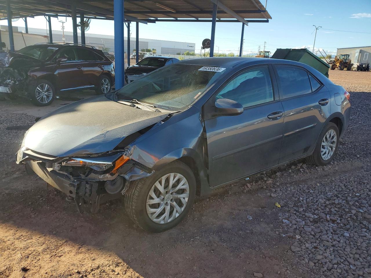 2018 TOYOTA COROLLA L/LE/SE/XLE/XSE — Front 3/4