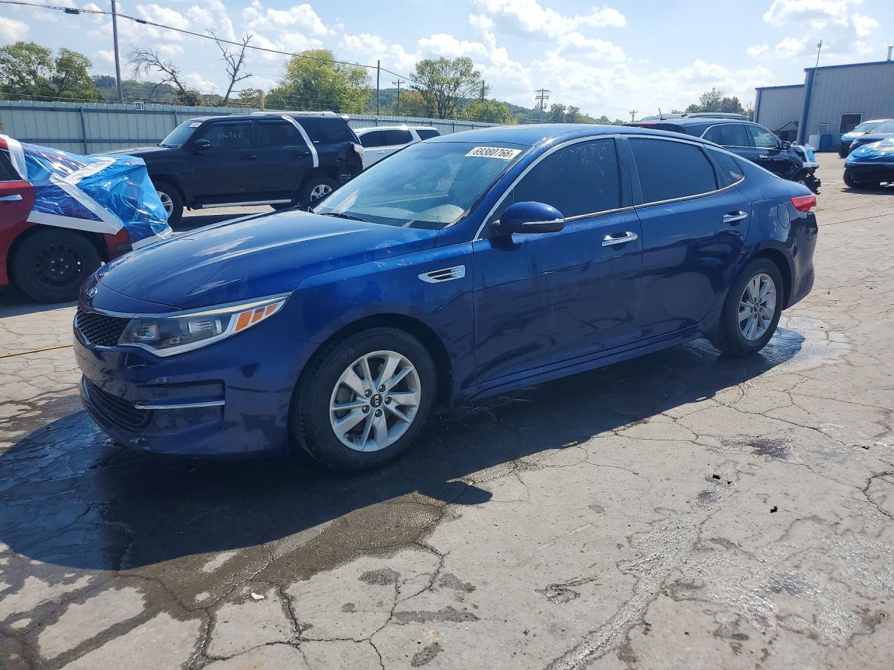 2016 KIA OPTIMA — Front 3/4