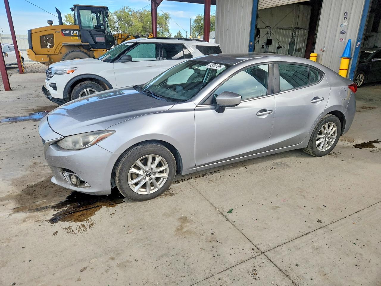 2016 MAZDA 3 — Front 3/4