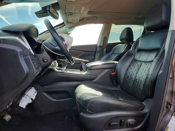 2020 NISSAN MURANO Platinum — DENT